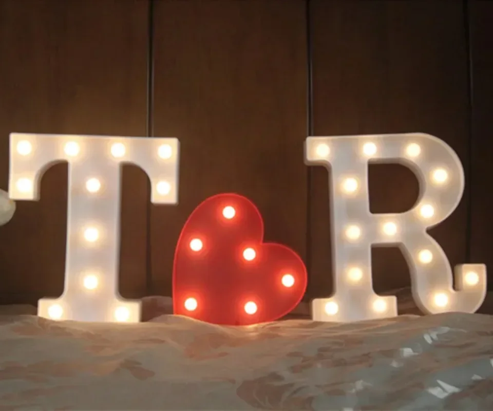 22CM DIY A-Z Alphabet Letter LED Light White Up Symbol Indoor WALL Wedding Party Window Display Battery Lamp Romantic Decoration