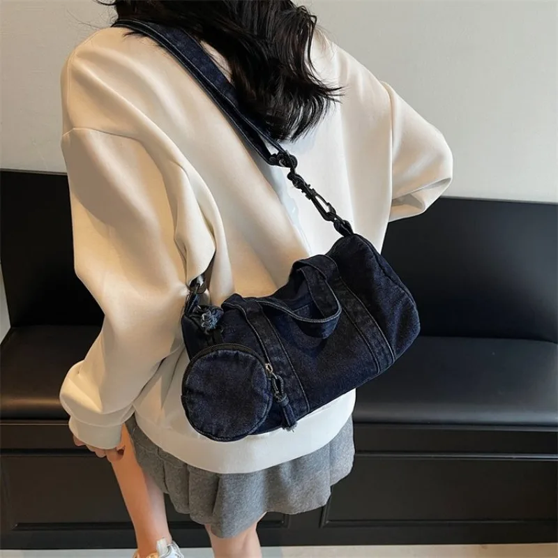 

Gauzy Minimalist Crossbody Bag For Women Luxury Designer Leather Tote Vintage Elegant Large Capacity Unique Flimsy Diaper Bag