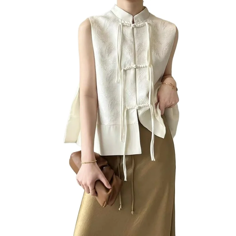 

2026 Spring Autumn New Chinese-style Women's Vests with Solid Color Buttons Jacquard Patterns The Short Waistcoat Retro Vest