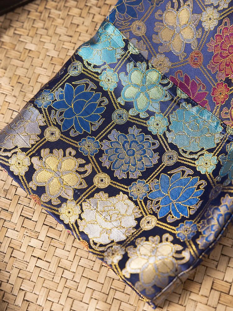 أزياء نسائية لعام 2025 ملابس أوائل الخريف 70% حرير التوت الطبيعي مزدوج الجوانب يرتدي معطفًا بأكمام طويلة على الطراز الصيني الجديد