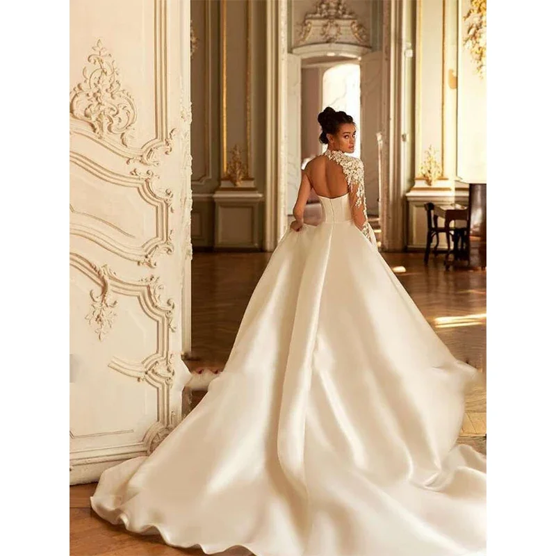 

Simple Satin Wedding Dresses One Shoulder Applique High Neck Bridal Party Gowns A-Line Long Train Backless Vestidos De Novia