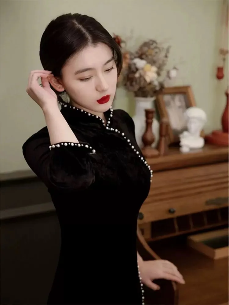 

New Chinese Style Velvet Dress Women's Slim Fit Modified Version Black Silk Spring Season Elegant Atmosphere