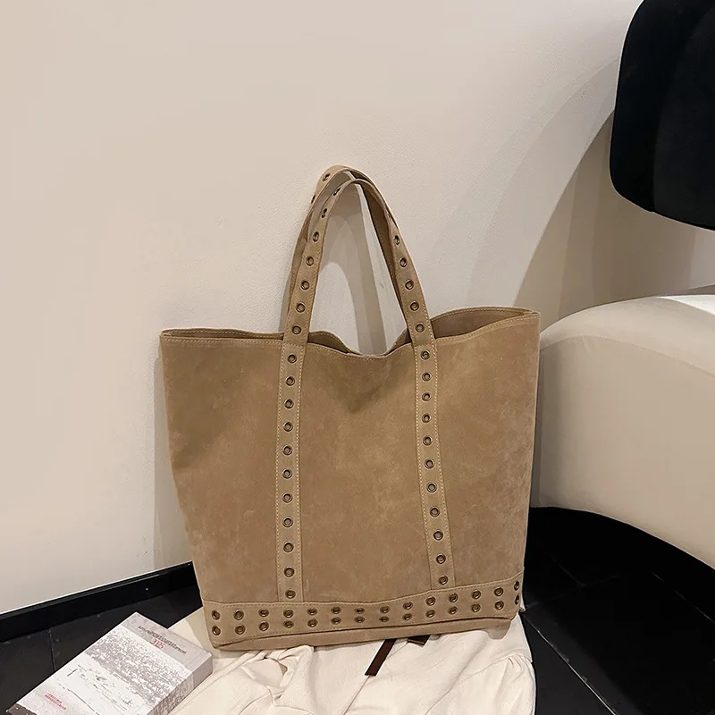 Tas Selempang Tote Berkapasitas Besar dengan Hiasan Stud, Tas Tangan Wanita Retro dari Bahan Suede Imitasi, Tas Belanja Berpaku, Tas Bucket Wanita
