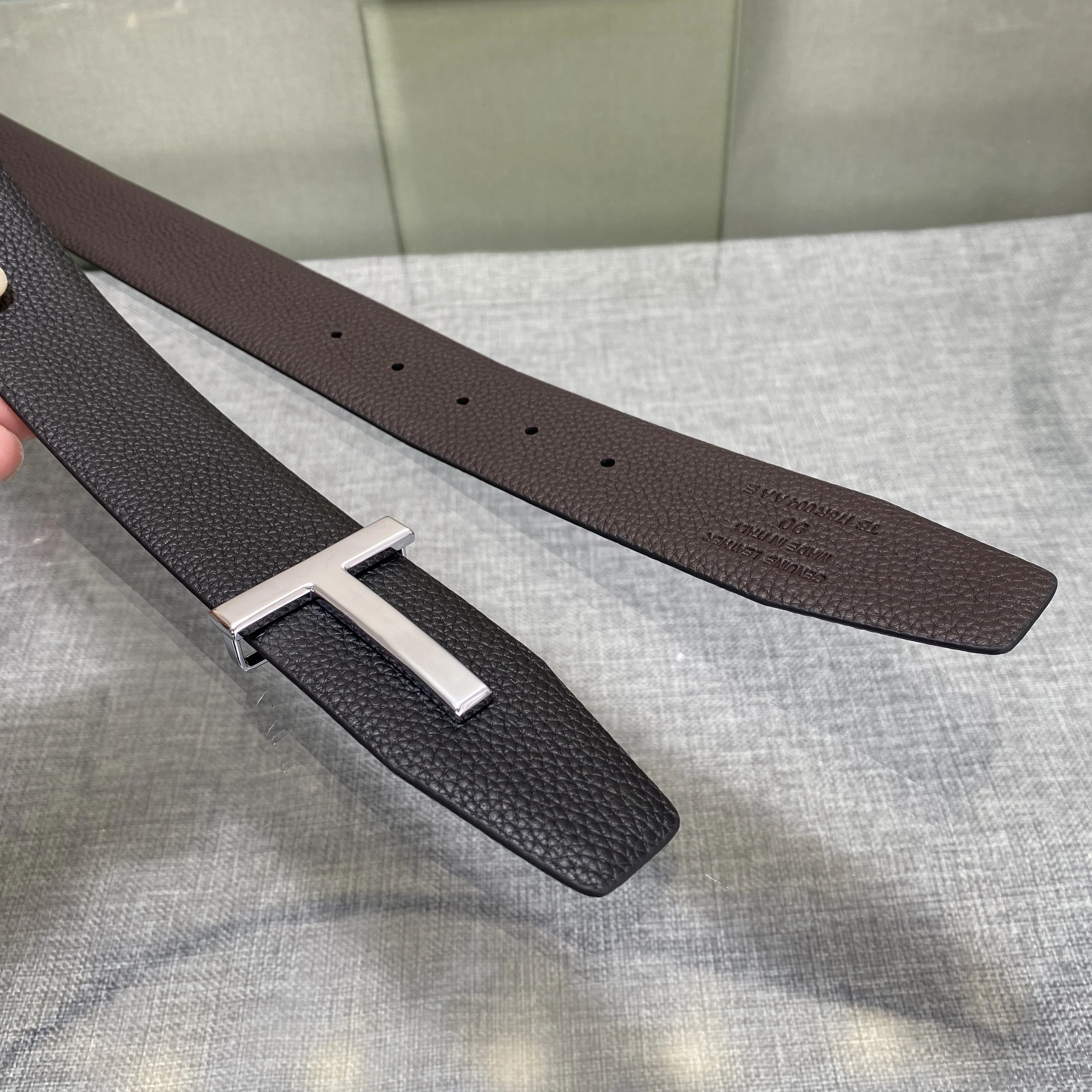 Image of 2026 Neue Herren-Gürtel: Hochwertige Designer-Gürtel für Herren, modischer Luxus-Ledergürtel mit Buchstabenmuster, aus Rindsleder, 3,8 cm breit