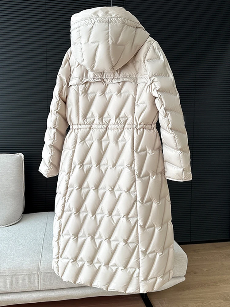 Hochwertige Damen lange Daunen jacke mit Kapuze 2024 Winter elegant verstellbare Taille Puffer Mantel Damen Parkas Inkeo DJ049