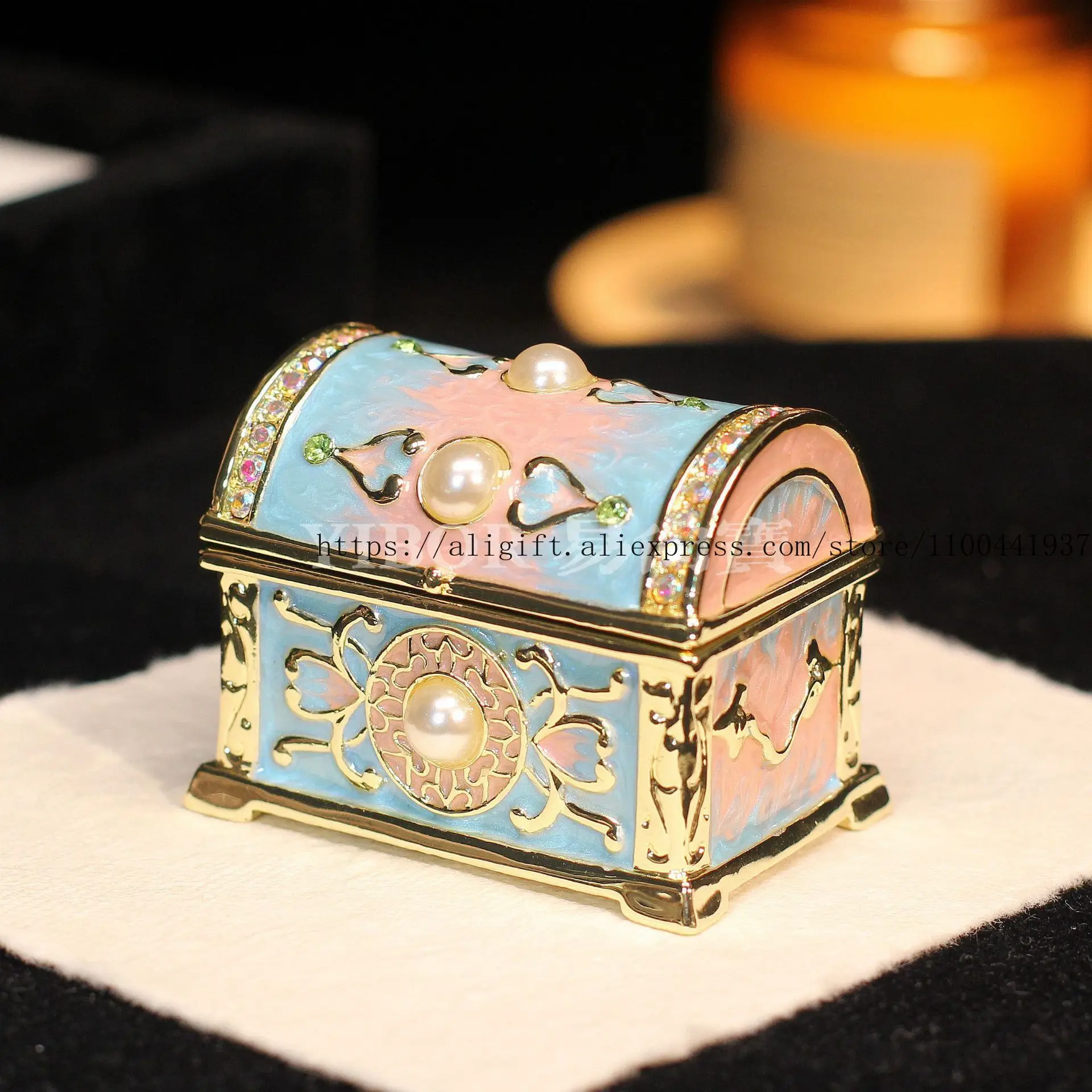 

Enamel Metal Jewelry Box Creative Treasure Chest Handmade Craft Vintage Luxury Desktop Decor Elegant Home Decoration Gift