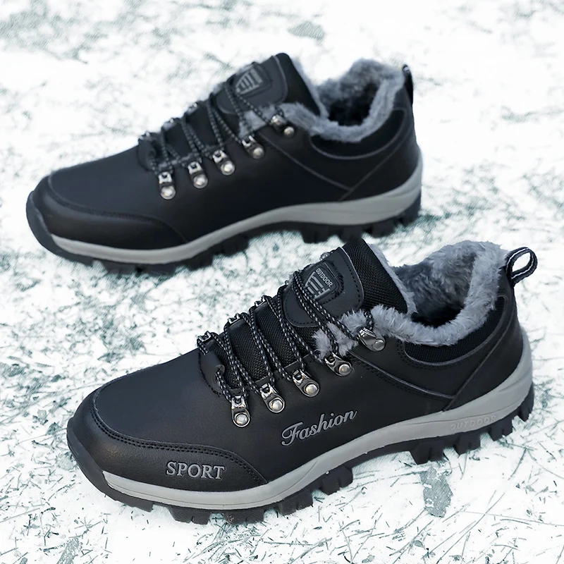 2026 winter new men's hiking shoes warm plush leather shoes outdoor low-cut wear-resistant anti-slip snow boots work men's shoes