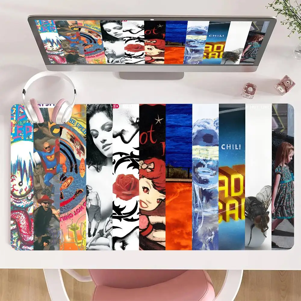 Rock Band R-Red Hot C-Chili P-Peppers Mousepad Large Keyboard Desk Mat Gaming Mouse Pad LockEdge Non-slip Mat