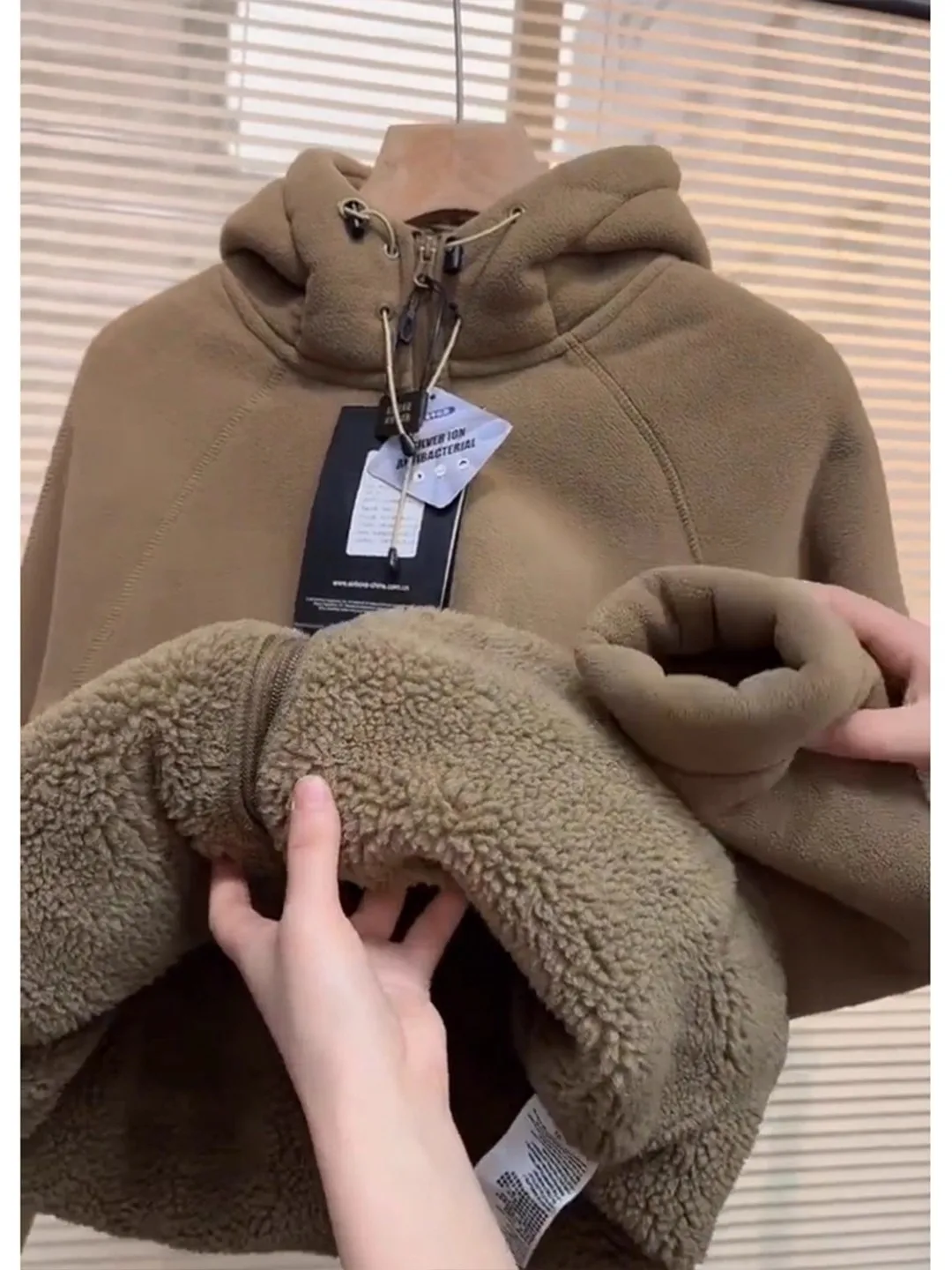 

Khaki Fce Hooded Open Cardigan Sweatirt Men Winter Thiened Warm Outdoor Sports Fce Lined Jaet Zipper Closure Long...