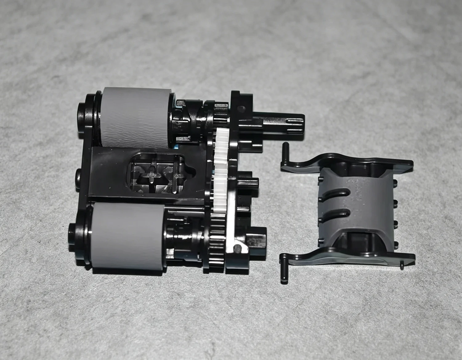 

B3Q10-60105 ADF Pick Up Roller kit for HP M426fdn M426fdw M426dw M427fdwM427dn M427dw M377dw M477 ADF Roller