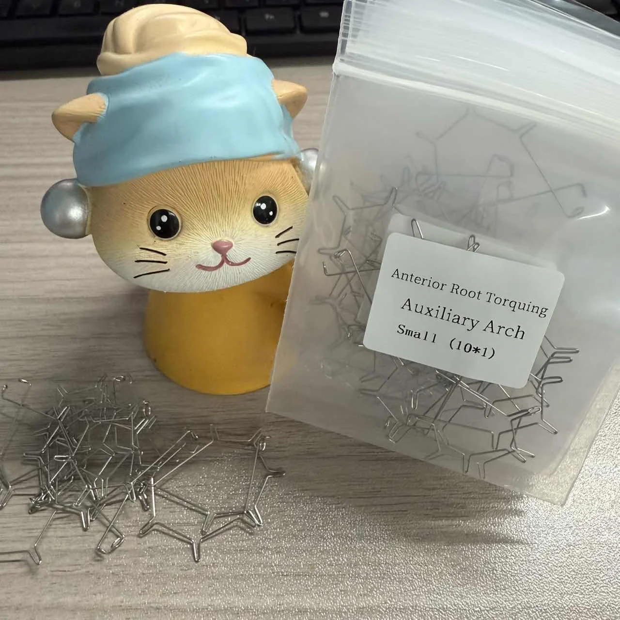 

10Pcs/Pack Dental Orthodontic Five Curved Torque Spring Auxiliary Arch Wire Big Middle Small Dentist Materials