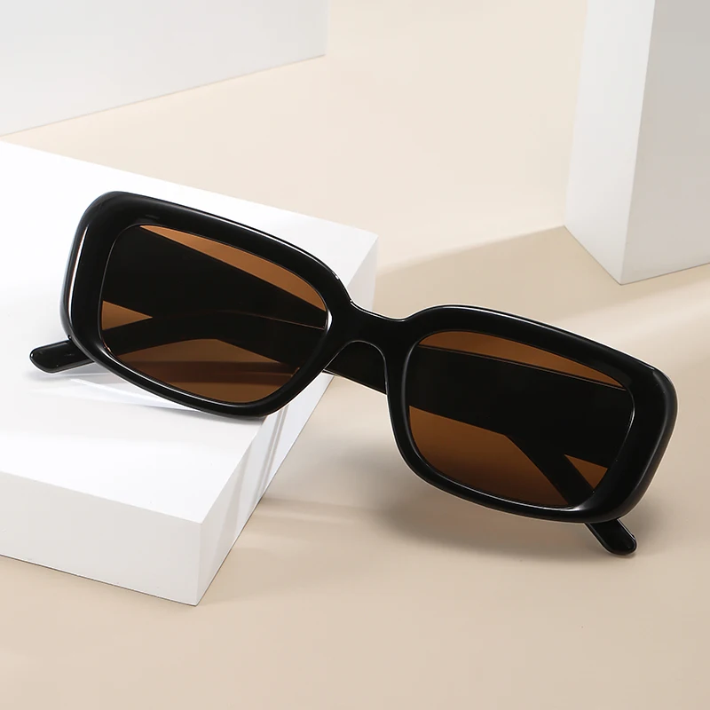

New Square Gradient Sun Glasses Personalized Retro Fashion Street Photo Sunglasses Male Driving Sun Protection Eyeglasses Female