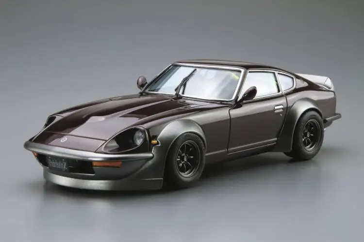 Aoshima 05844 Statisches zusammengebautes Automodellspielzeug im Maßstab 1:24 für Nissan S30 Fairlady Z Aero Custom 1975 Automodellbausatz