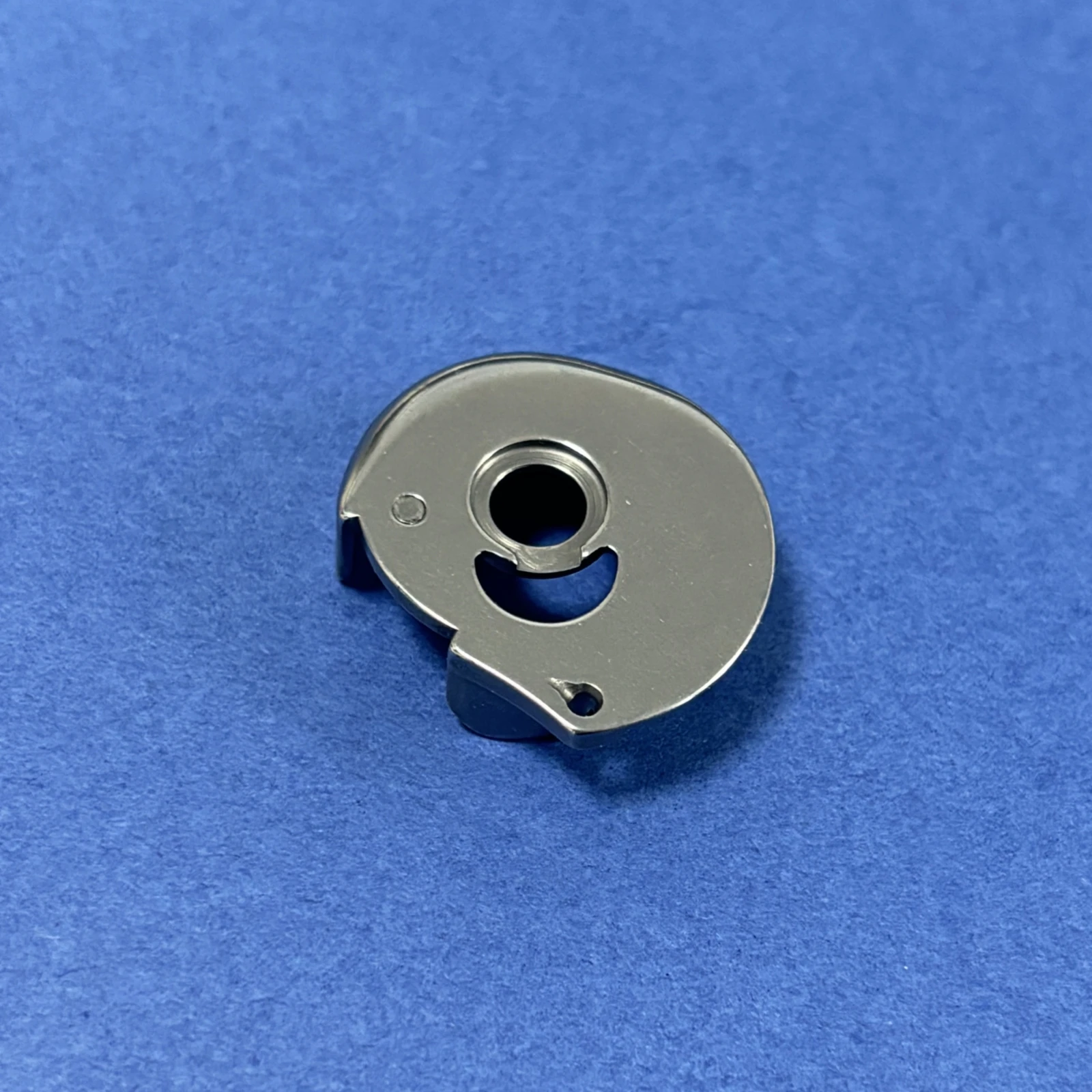 SCP-BK Original Koban Bobbin Case Fit GOLDEN WHEEL CS-3150, 875-3 SEIKO LTW-27BK Sewing Machine Parts For KRT12-5BK Hook use
