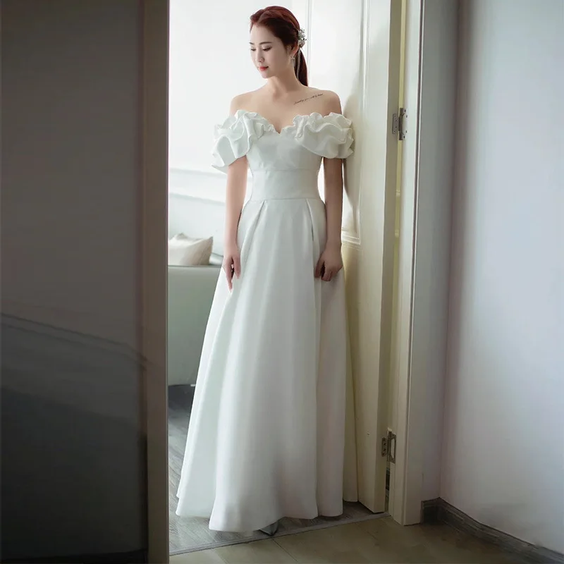 Robe de mariée drapée en satin blanc simple pour femmes, épaules dénudées, robe de mariée coréenne, séance photo personnalisée