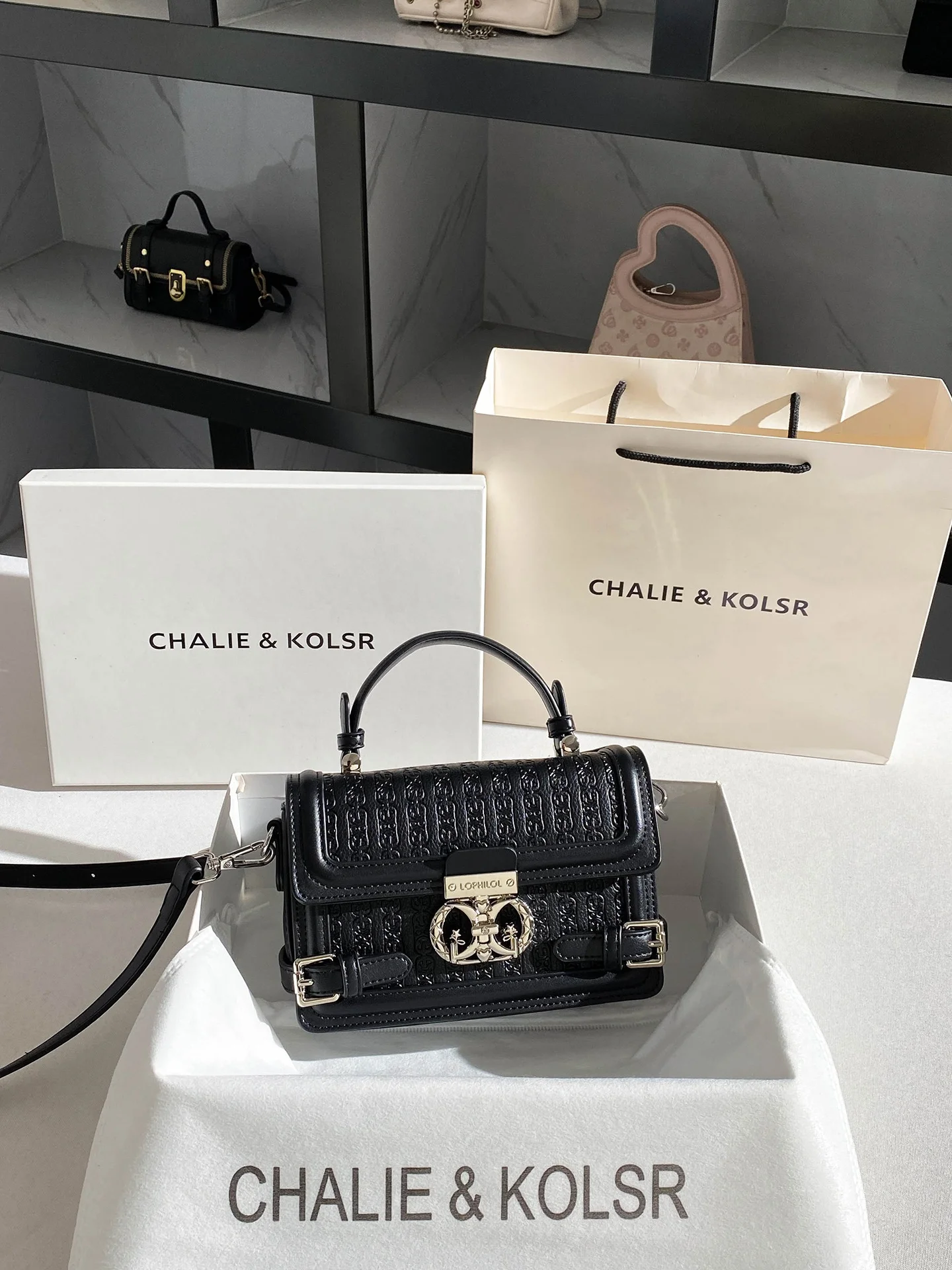 sac-a-main-carre-texture-chaliekolsr-sac-a-bandouliere-pour-femme-mode-ete-2026-en-cuir-souple-pliable-et-decontracte