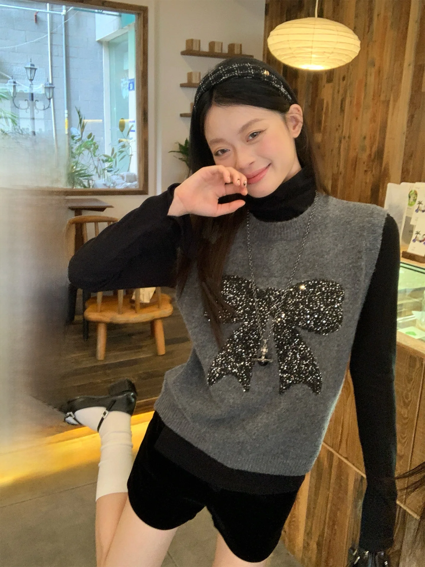 

ay iny Knot round Ne Knitted Vest Women's Winter Layering Unique Super Beautiful Top Soft Korean Sle Loose Fit