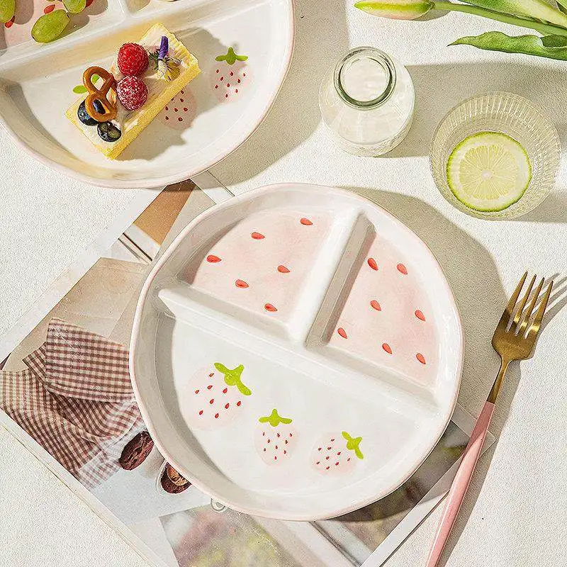 Strawberry Pattern Ceramic Divided Plates Cute Large Capacity Color-Blocking Tablewares Ins Household Breakfast Dinnerware