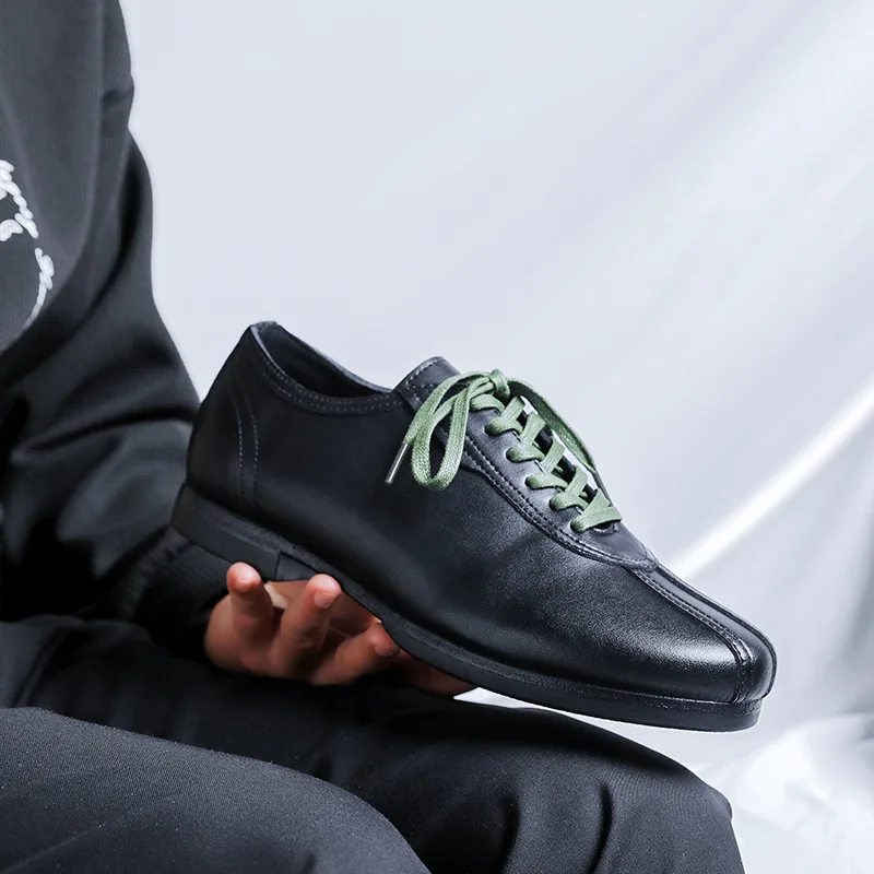 British Style Daily Wearing Comfortable Handmade Casual Shoes Leather Round Toe Lace-Up Male Fashion Sneakers Versatile Walking