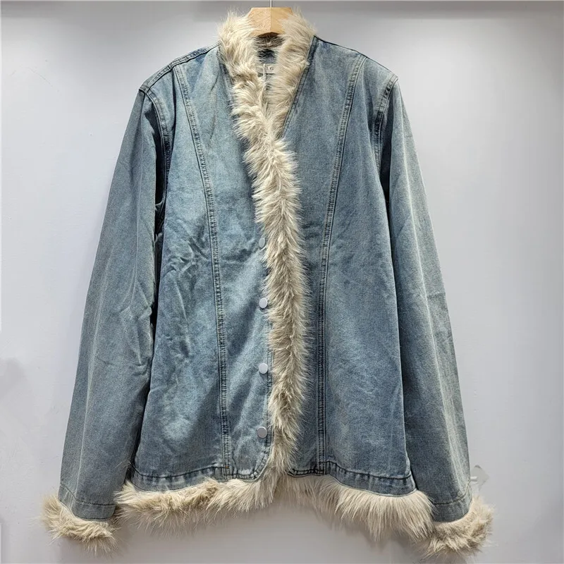 WTHT Fashion New Women's Loose Plush Edge Design Denim Coat 2024 Autumn Trendy V-neck Long Sleeves Cardigan Female 1LS198