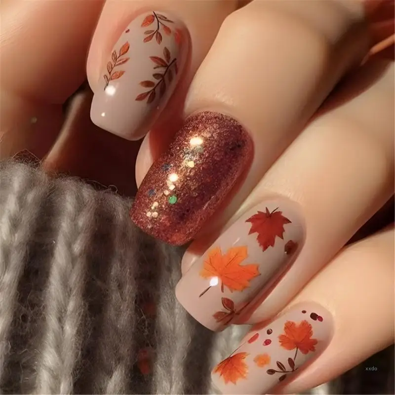 Stylish Maple Leaf Press On 24pcs Short Square False Glossy on for Thanksgiving and Daily Wear