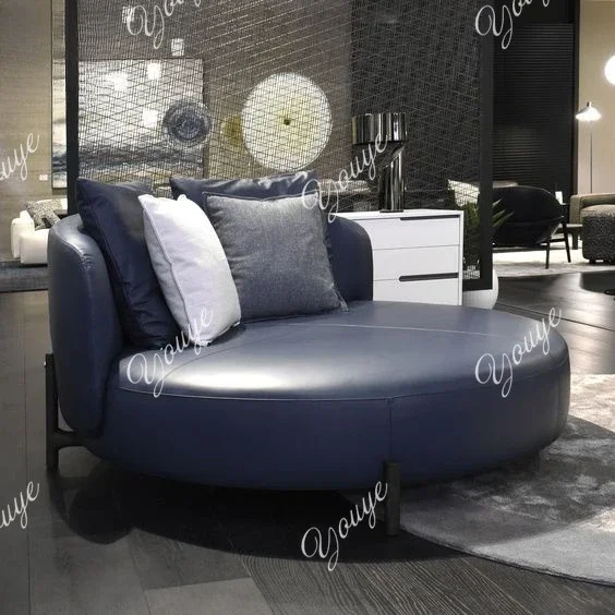 Io Italian Minimalist Leather Fabric Metal Sofa Nordic Creative Curved Casual Modern Round Fashion Negotiation Sofa