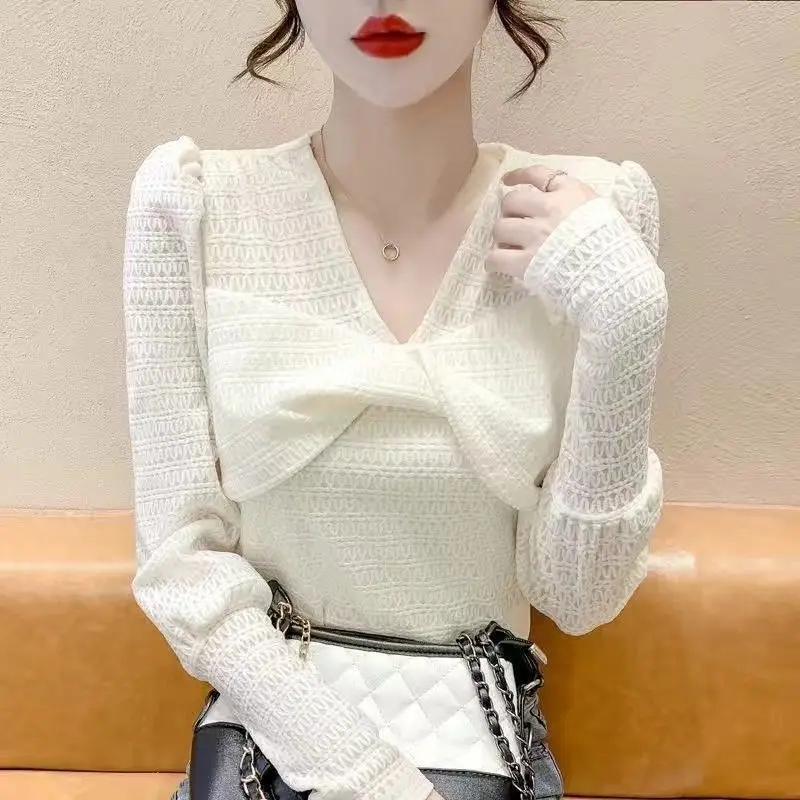 Elegant V-Neck Spliced Solid Color Bow Puff Sleeve Blouse Women\'s Clothing 2024 Spring New Loose Korean Tops Office Lady Shirts