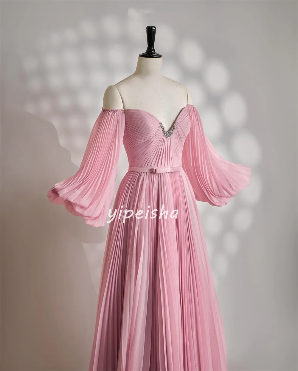 Abiti lunghi eleganti personalizzati in stile moderno con strass in chiffon e fascia dritta con scollo a cuore Abiti da cerimonia su misura Moda formale