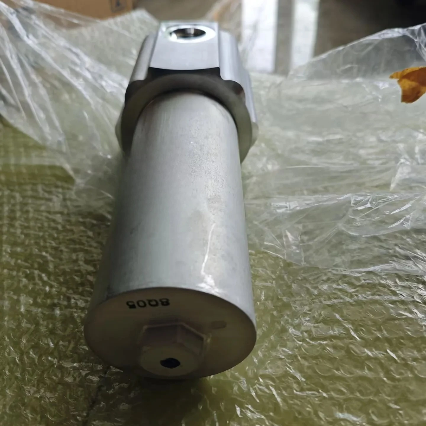 The unique high-quality HM250-2, HM400-2, and HD325-7 filter components 569-43-83910 and 569-43-83911