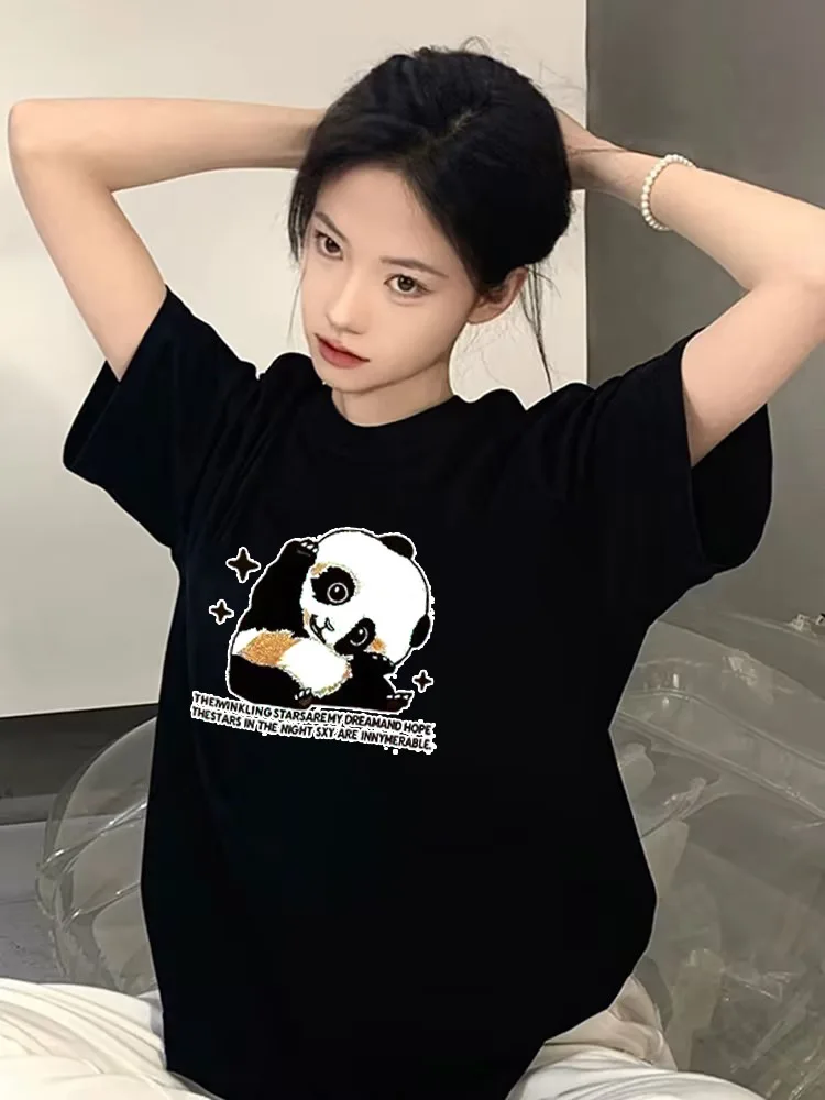 Nuove donne magliette nere simpatico cartone animato Panda stampa grafica top Harajuku Casual girocollo Versatile maniche corte Unisex