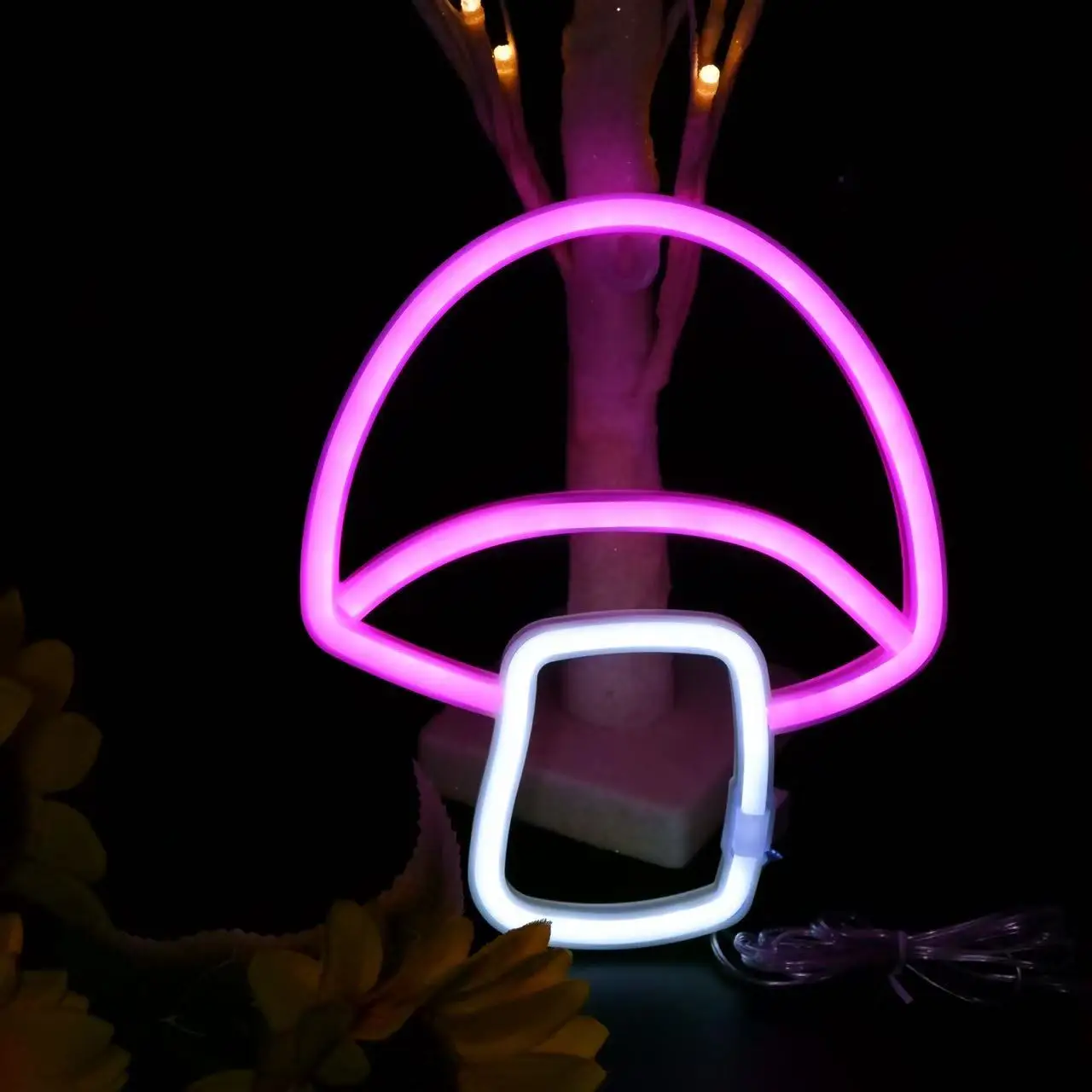 

1 шт., милый неоновый свет в форме гриба, питание от USB или 3 * Aa, подходит для украшения освещения детской комнаты, макета комнаты, подарок для праздничной вечеринки (батарея в комплект не входит)