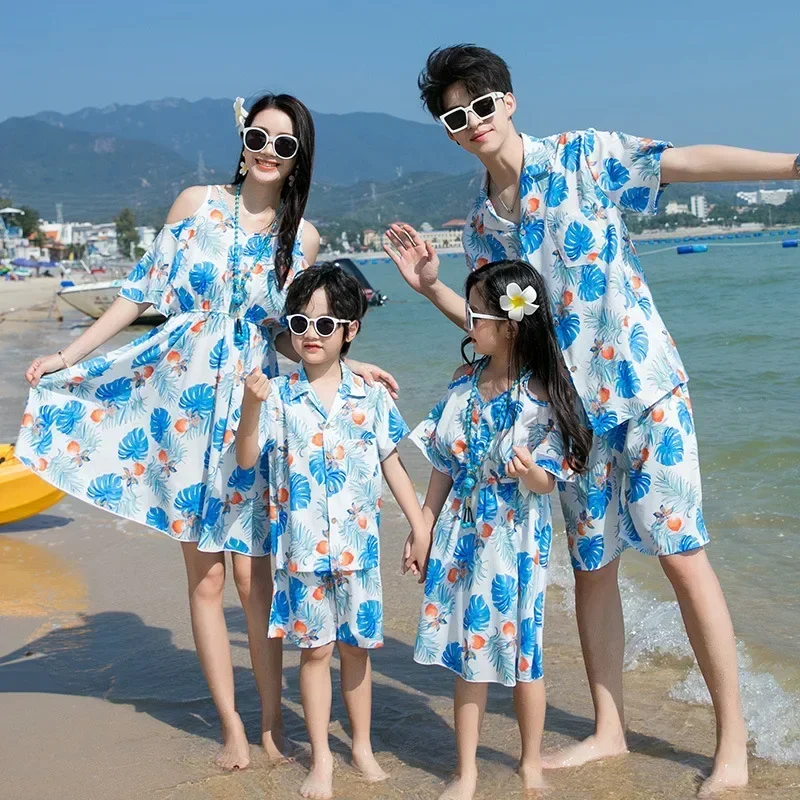 Holiday Family Matching Beach Clothes Mom and Daughter Resort Dress Vacation Look Dad and Son Tops + Shorts Two Piece Outfit Set