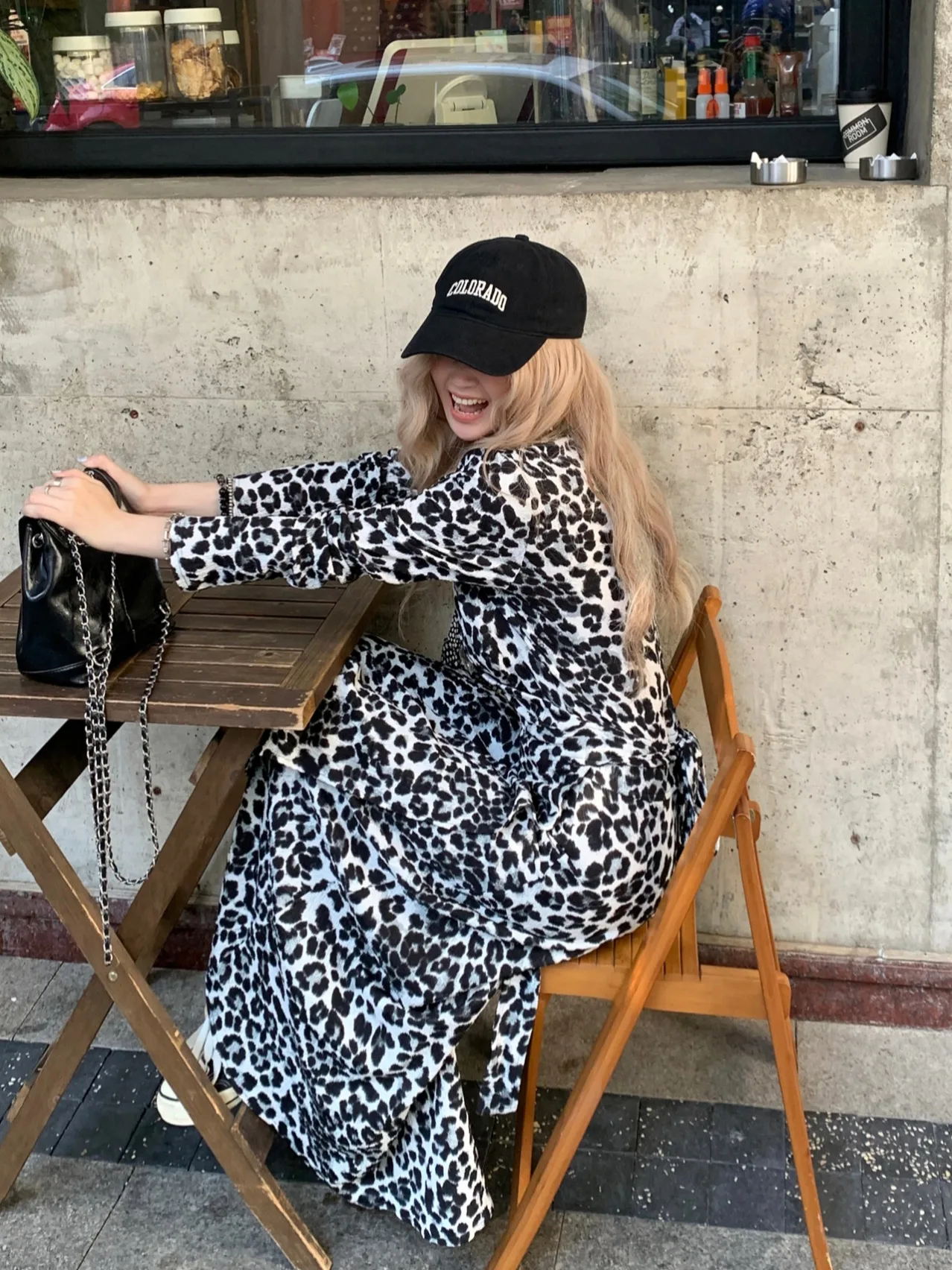 Plus size v-ne sexy longo sve leopardo impressão dr feminino sabor primavera outono high-end sensação magro tornozelo comprimento dr