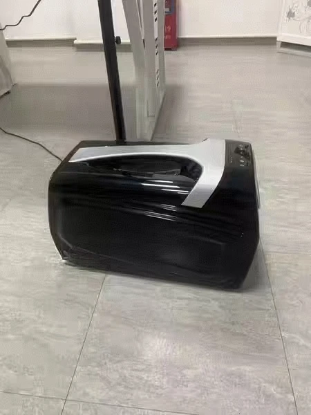 مبرد مكيف هواء كهربائي صغير محمول لسيارة تخييم RV وتشغيل خارجيًا على التخييم وصديق للحيوانات الأليفة