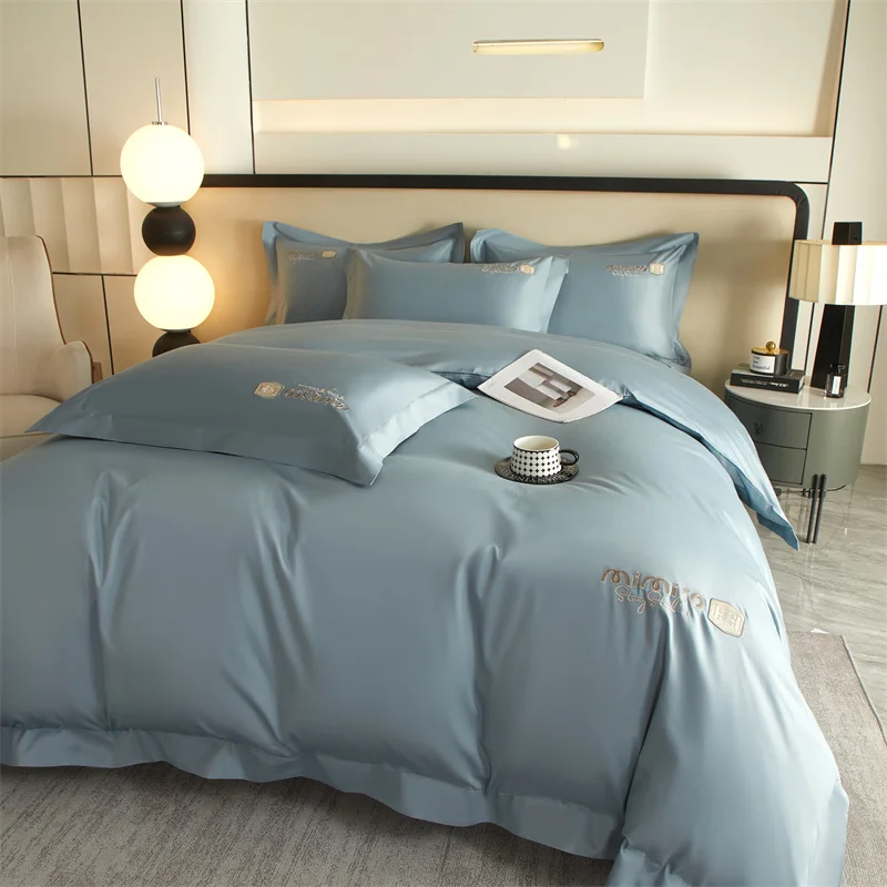 

Luxury embroidery Bedding set 100% Cotton Duvet cover Comforter 4pcs A Class Bedding Winter Duvet With Two Pillowcases