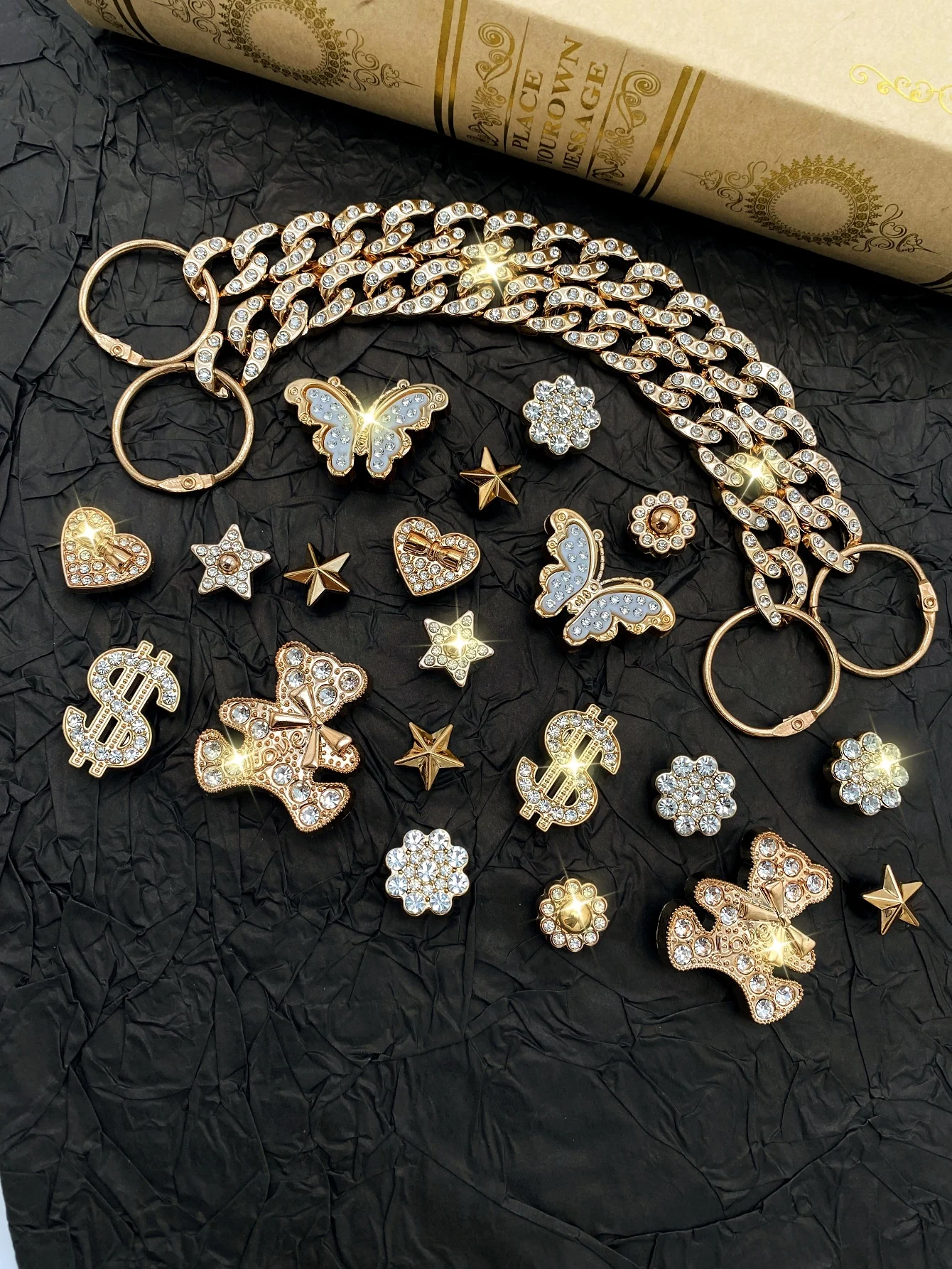 22 pieces of golden diamond chain, bear, butterfly, heart, five-pointed star, flower shoe buckle DIY decorations, multi-function