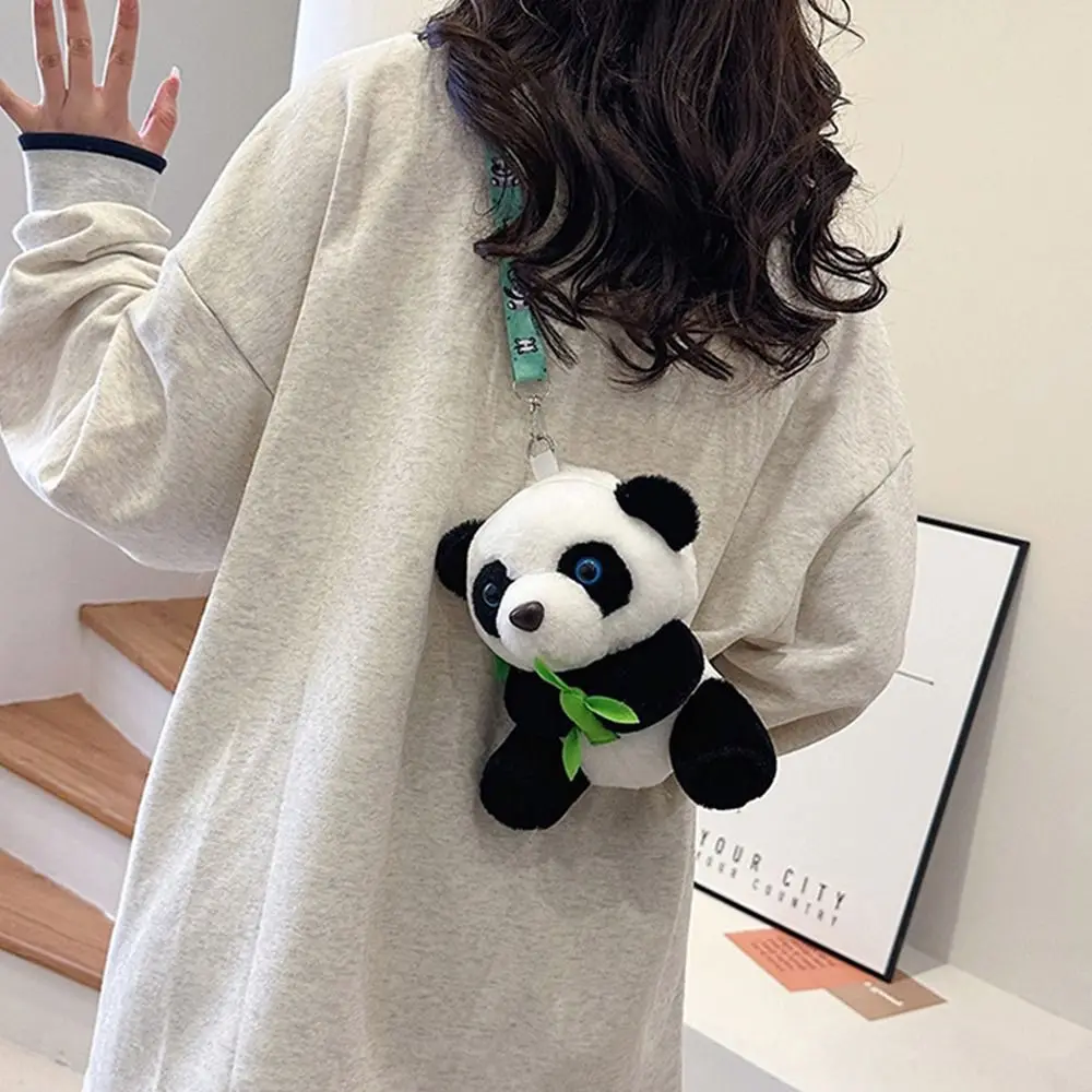 Bolso cruzado de felpa para mujer, bolsa pequeña bonita de Panda, estilo coreano, regalo de juguete que combina con todo