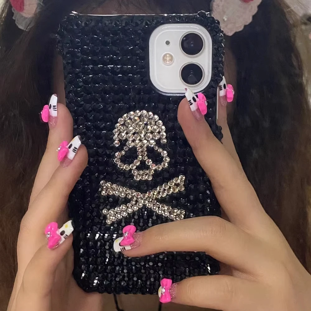 

Bling Rhinestone Crystal Phone Case Chain Cartoon for Iphone 17 16 12 13 14 15Pro Max X Xs Xr 10 Transparent Bumper Cover Kawaii