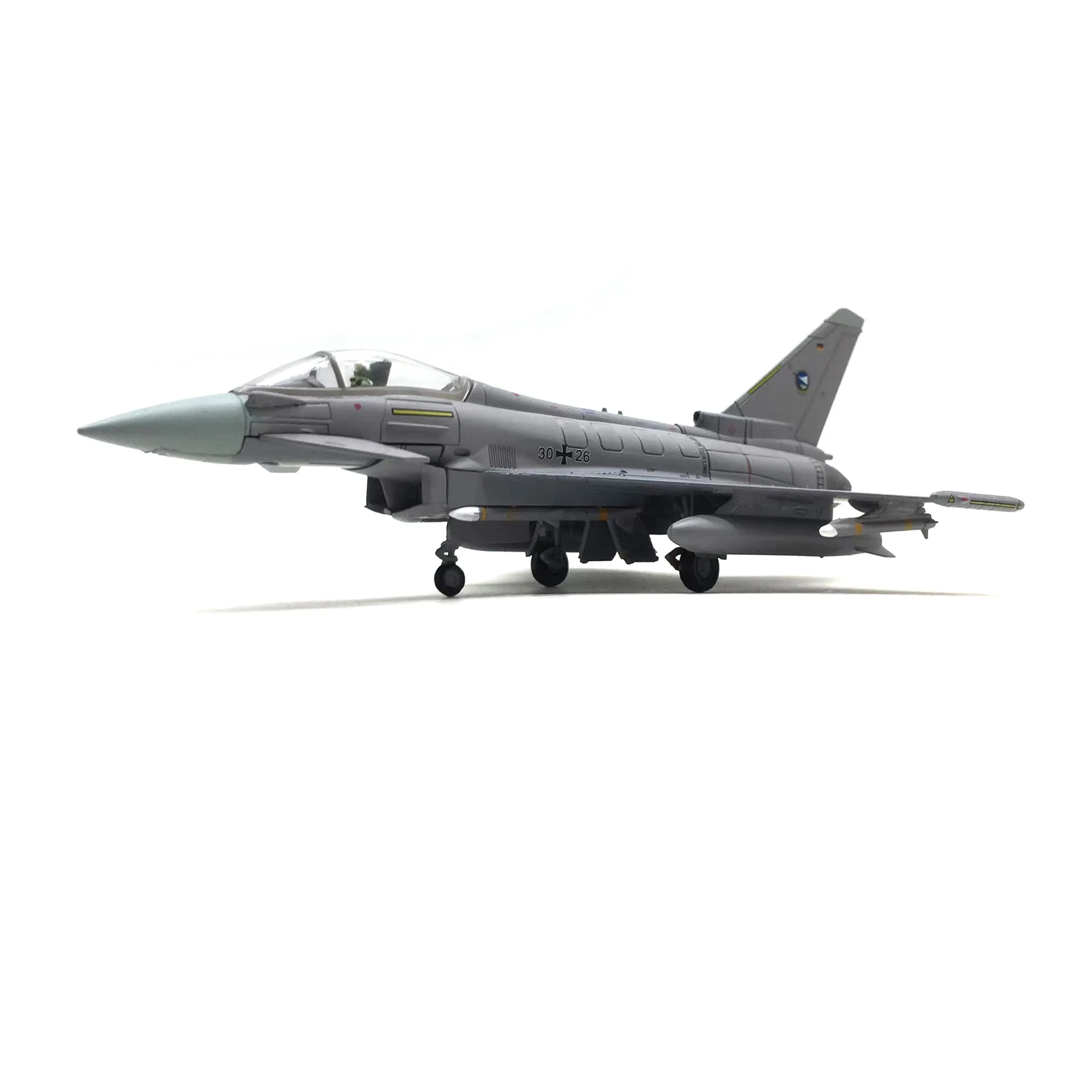 1/100 escala europeu typhoon ef2000 simulação da força aérea alemã liga modelo de aeronave de combate produtos acabados