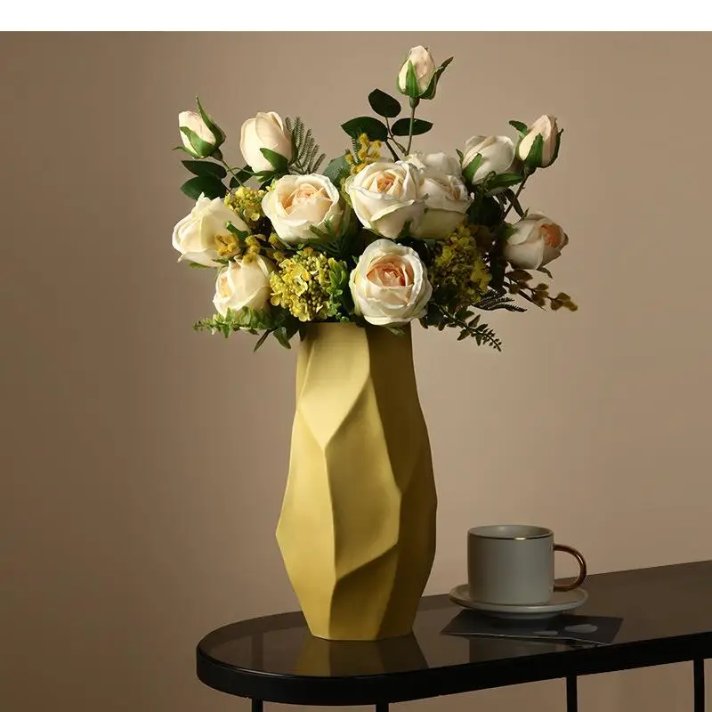 Ceramic Vase Abstract Folds Flower Arrangement Accessories Modern Home Decoration Wedding Painted Vases