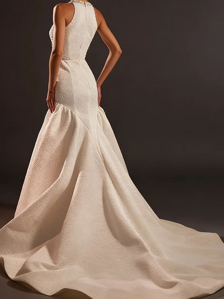 Eleganckie suknie ślubne typu syrena, bez rękawów, z satyny, z dekoltem w kształcie litery O, do ziemi, szyte na miarę.