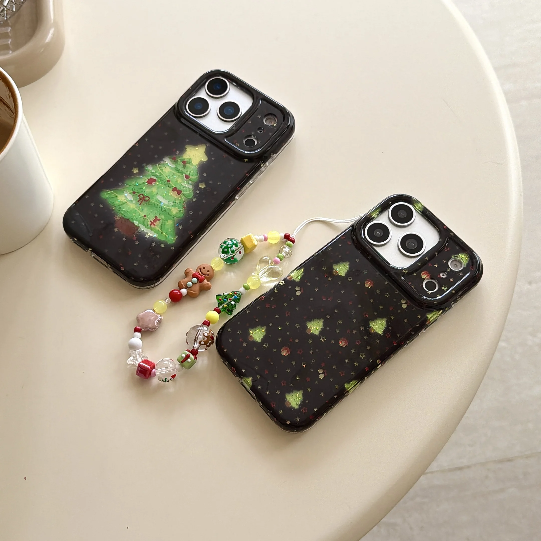 شجرة عيد الميلاد الاحتفالية وأنماط شجرة صغيرة مع حافظة هاتف بسلسلة مطرزة لهاتف آيفون 17 16 15 14 13 Pro Max غطاء هاتف خلفي Capa