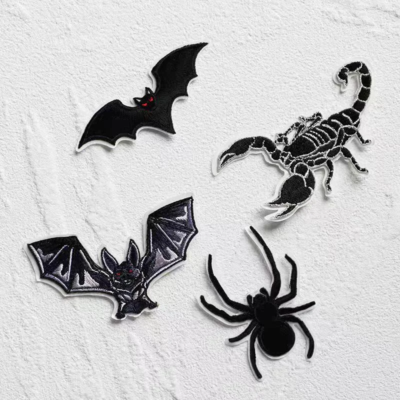 4 Stück Tier-Stickerei-Aufnäher, Spinne, Skorpion, Fledermaus, zum Aufbügeln, Applikation, DIY, Löcher reparieren, Kleidungsdekoration
