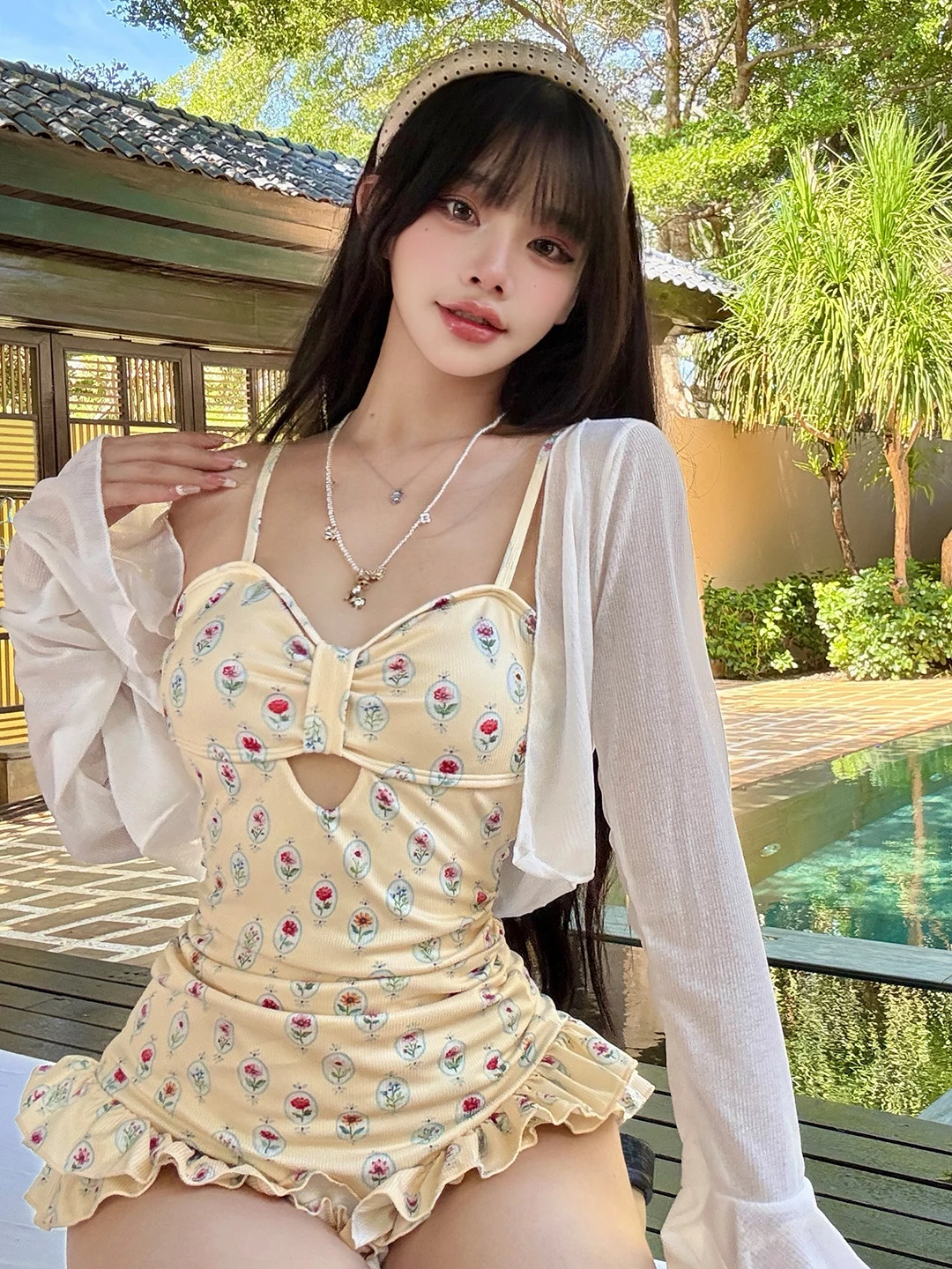 Alice Women's One-Piece Swimsuit 2026 New Style Slimming High-End Sweet Girl Pure Desire Beach Vacation Hot Spring Soaking