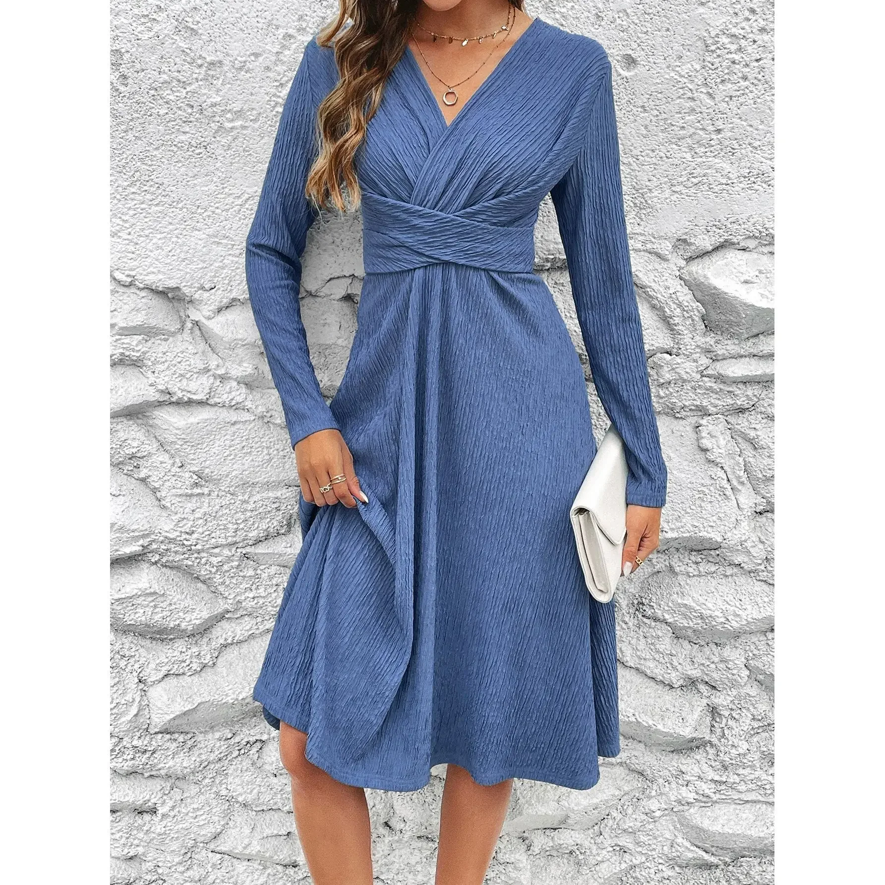 

Autumn Elegant Fashion Vintage Dress Women Structured Minimalist Aesthetic Artistic Solid Color V Neck Casual Long Sleeve Robes