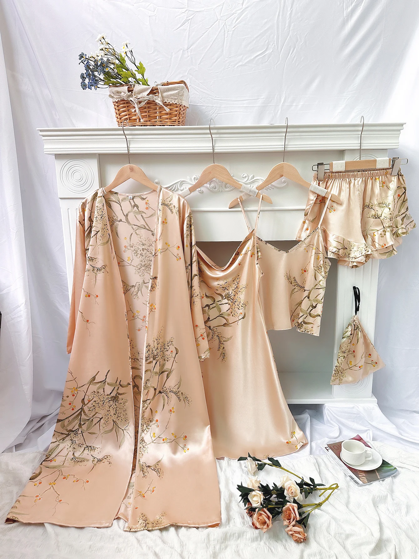 

Женский пижамный комплект из пяти предметов с цветочным принтом, длинное платье-комбинация, топ на бретельках, шорты, одежда для сна, домашняя одежда