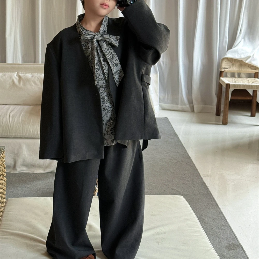 

Костюм 2022, осенняя новая детская одежда, корейский стиль, стильный и красивый деловой костюм для мальчиков и девочек, повседневный простой костюм из двух предметов