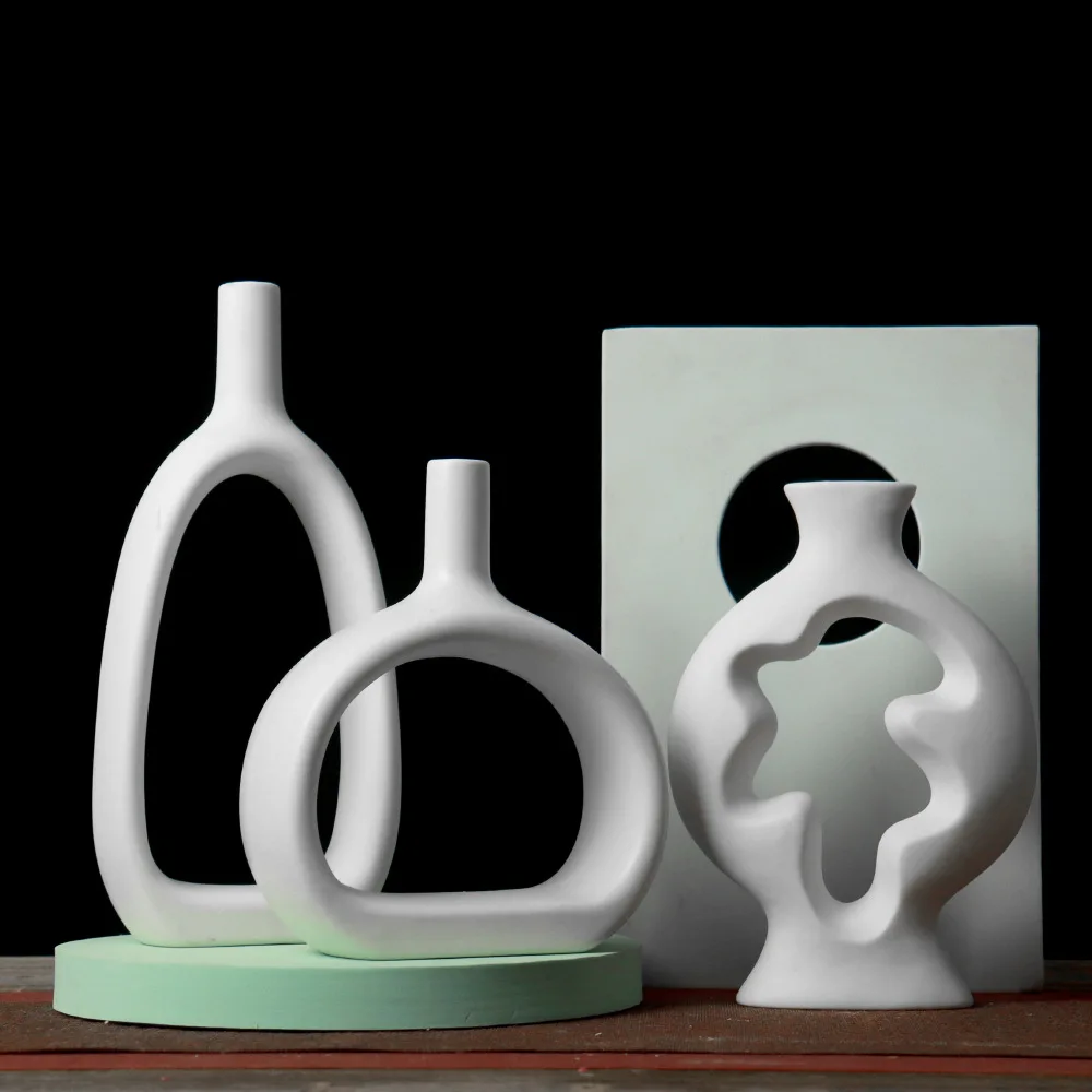 Ceramic Vase Abstract Hollow Pattern White Plain Embryo Flower Curved Pendulum Arrangement Decoration Accessories