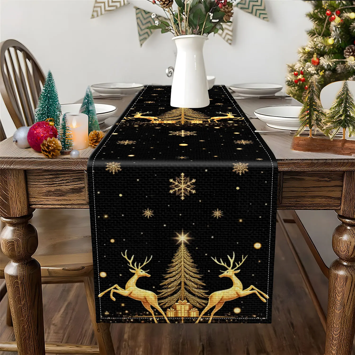 1 Piece of Golden Christmas-Themed Table Runner, Featuring Christmas Trees, Reindeer, Snowflakes, and Gifts as Main Motifs, Suitable for Christmas Parties, Family Holiday Decorations, and Other Occasions