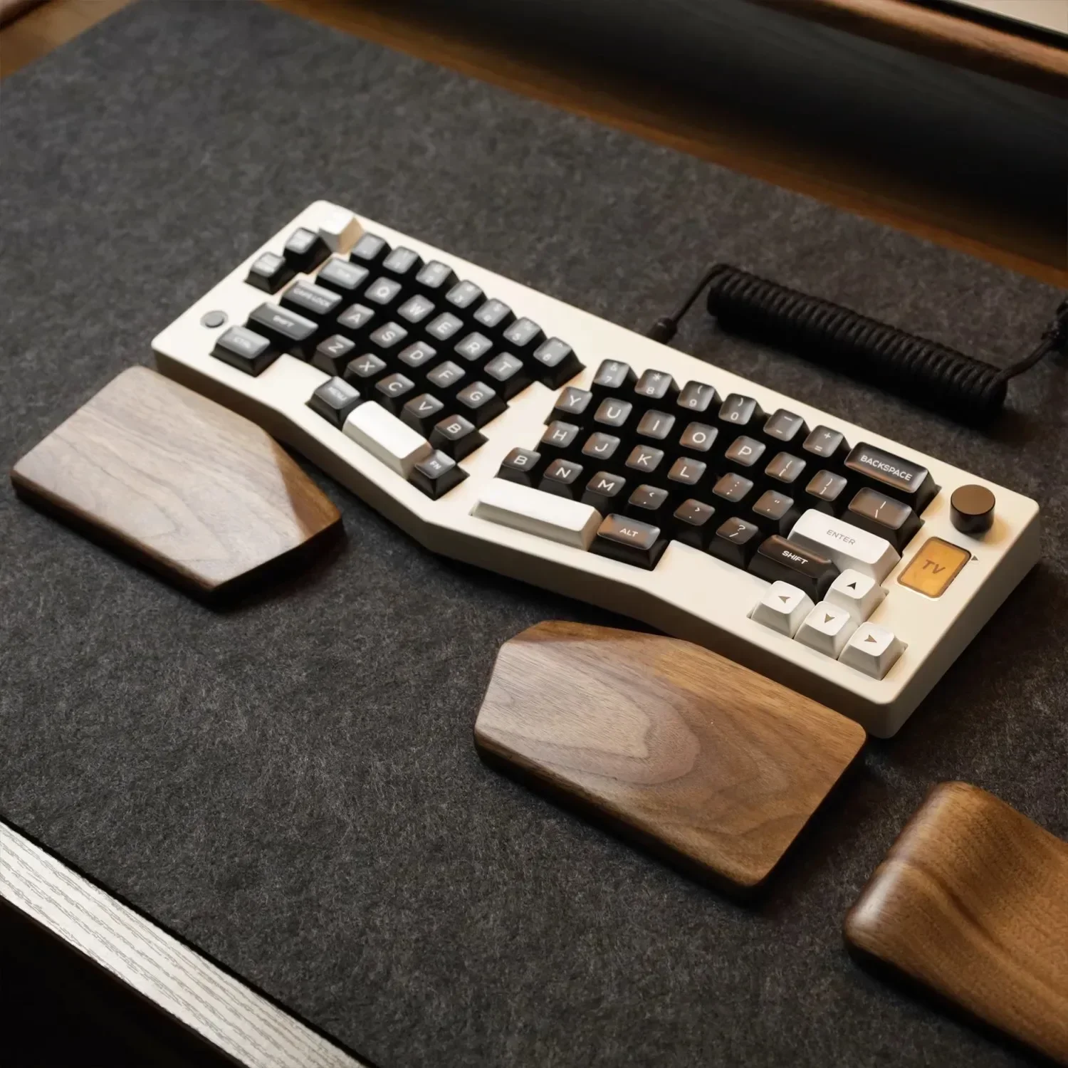 Orzech Plam Rest Split Keyboard Wrist Rest Wooden Custom 61/68/84/87/98/104 klawisze do klawiatury mechanicznej z litego drewna Palm Stress — zdjęcie produktu 5